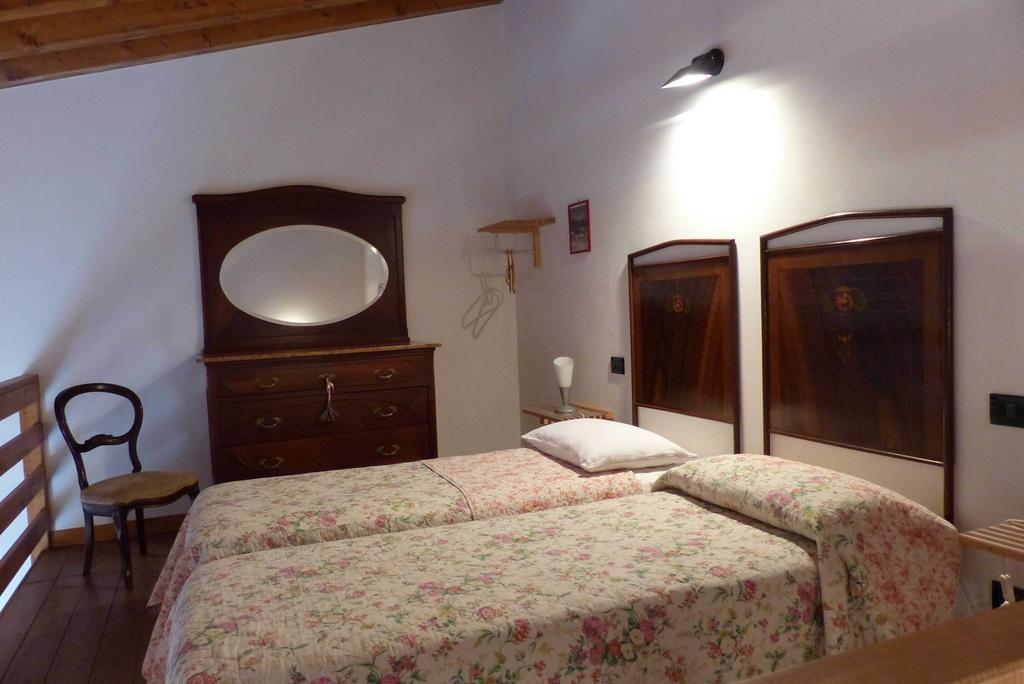 Arriga Alta Villa Lonato Room photo